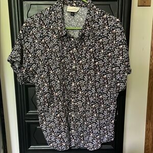 Universal Thread Floral Button Down Shirt